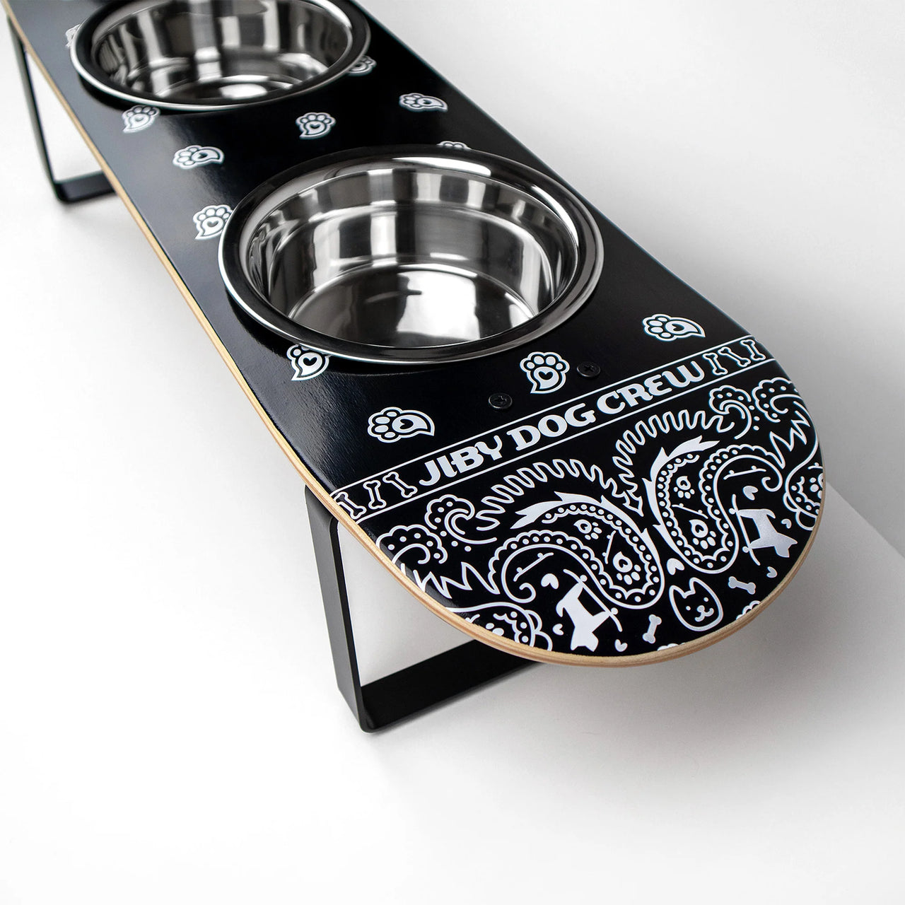 Jiby Dog Crew - Skatebowl - Pawsley