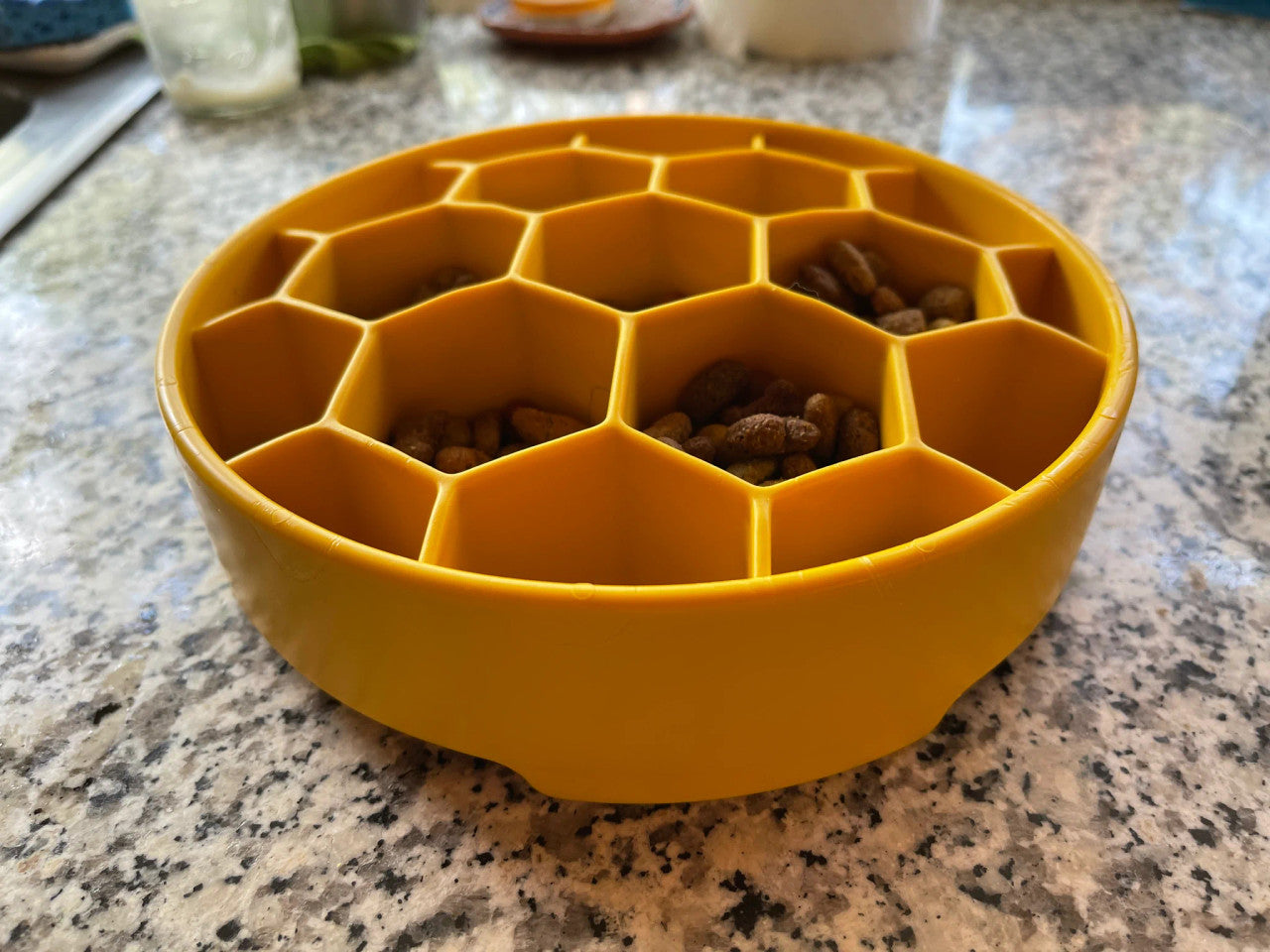 Sodapup Honeycomb slow feed bowl for kibble or raw food