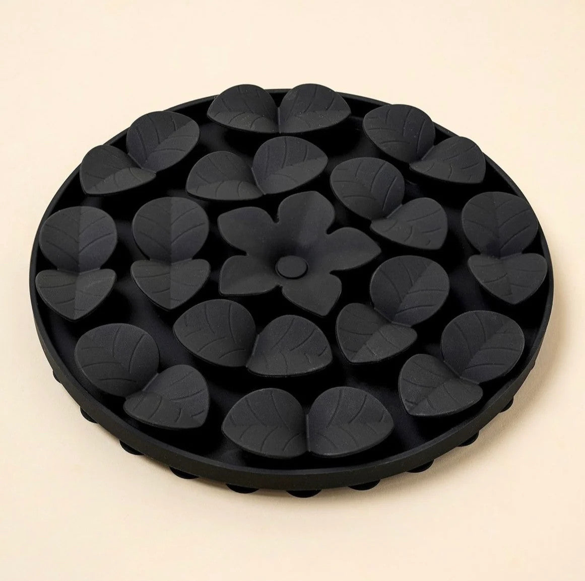 Hound + Pup Snuffle Lick Mat w/ Strong Suction Cups Black